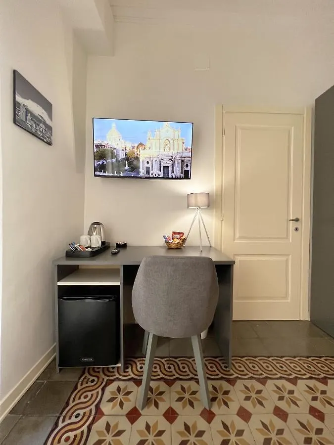 Nove Volte B&B Catania-Fontanarossai nemzetközi repülőtér Panzió